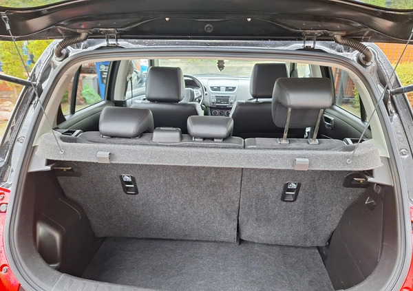 Suzuki Swift cena 34700 przebieg: 100200, rok produkcji 2015 z Żychlin małe 326